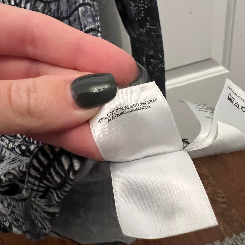Jones New York Sport Snake Pullover Top - Picture 2 of 4
